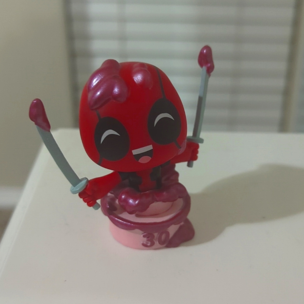 Funko Marvel 30th Deadpool In A Cake